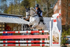 evakristin_230430_Dithmarsenpark_April2023_Prfg10_5921
