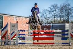 evakristin_230430_Dithmarsenpark_April2023_Prfg12_5989