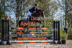 evakristin_230430_Dithmarsenpark_April2023_Prfg12_6013
