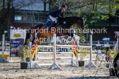 evakristin_230430_Dithmarsenpark_April2023_Prfg14_6066
