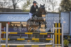 evakristin_230430_Dithmarsenpark_April2023_Prfg14_6085