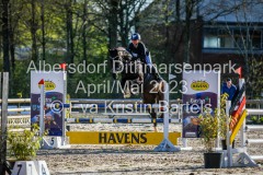evakristin_230430_Dithmarsenpark_April2023_Prfg14_6087