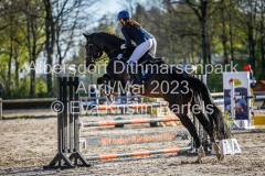 evakristin_230430_Dithmarsenpark_April2023_Prfg14_6091