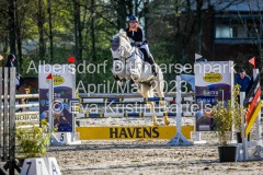 evakristin_230430_Dithmarsenpark_April2023_Prfg14_6097