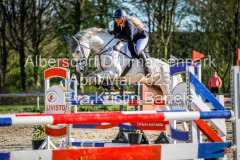 evakristin_230430_Dithmarsenpark_April2023_Prfg14_6098