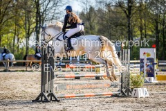 evakristin_230430_Dithmarsenpark_April2023_Prfg14_6099