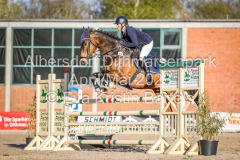 evakristin_230430_Dithmarsenpark_April2023_Prfg14_6117