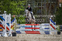 evakristin_230501_Dithmarsenpark_April2023_Prfg16_6434