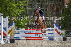 evakristin_230501_Dithmarsenpark_April2023_Prfg16_6446
