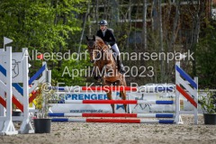 evakristin_230501_Dithmarsenpark_April2023_Prfg16_6460