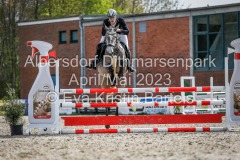 evakristin_230501_Dithmarsenpark_April2023_Prfg16_6476