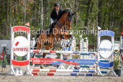 evakristin_230501_Dithmarsenpark_April2023_Prfg16_6477