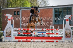 evakristin_230501_Dithmarsenpark_April2023_Prfg16_6481