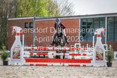 evakristin_230501_Dithmarsenpark_April2023_Prfg16_6511