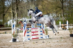 evakristin_230430_Dithmarrenpark_April2023_Prfg2_4791