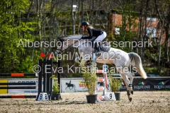 evakristin_230430_Dithmarrenpark_April2023_Prfg3_5131
