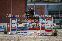 evakristin_230430_Dithmarsenpark_April2023_Prfg4_5357
