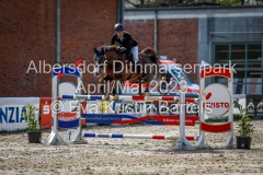 evakristin_230430_Dithmarsenpark_April2023_Prfg4_5358