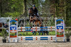 evakristin_230430_Dithmarsenpark_April2023_Prfg4_5368