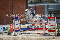 evakristin_230430_Dithmarsenpark_April2023_Prfg4_5373