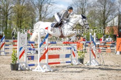 evakristin_230430_Dithmarsenpark_April2023_Prfg4_5378