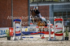 evakristin_230430_Dithmarsenpark_April2023_Prfg4_5386