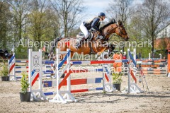evakristin_230430_Dithmarsenpark_April2023_Prfg4_5390