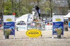 evakristin_230430_Dithmarsenpark_April2023_Prfg4_5397