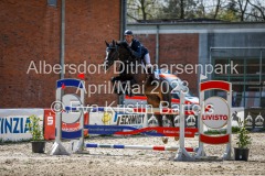 evakristin_230430_Dithmarsenpark_April2023_Prfg4_5408