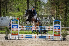 evakristin_230430_Dithmarsenpark_April2023_Prfg4_5409