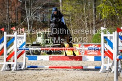 evakristin_230430_Dithmarsenpark_April2023_Prfg9_5666