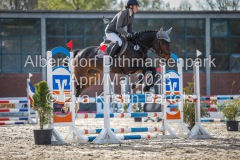 evakristin_230501_Dithmarsenpark_April2023_Prfg15_6255