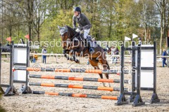 evakristin_230501_Dithmarsenpark_April2023_Prfg15_6256
