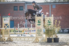 evakristin_230501_Dithmarsenpark_April2023_Prfg15_6257