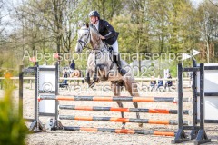 evakristin_230501_Dithmarsenpark_April2023_Prfg15_6272