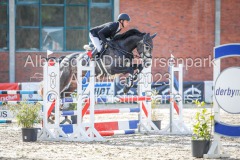 evakristin_230501_Dithmarsenpark_April2023_Prfg15_6277