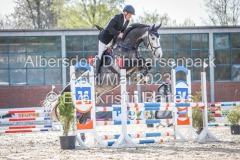 evakristin_230501_Dithmarsenpark_April2023_Prfg15_6279