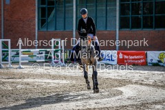 evakristin_230501_Dithmarsenpark_April2023_Prfg15_6349